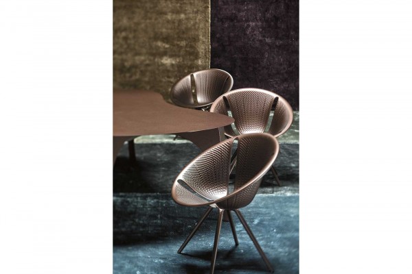 Diatom varnished small armchair